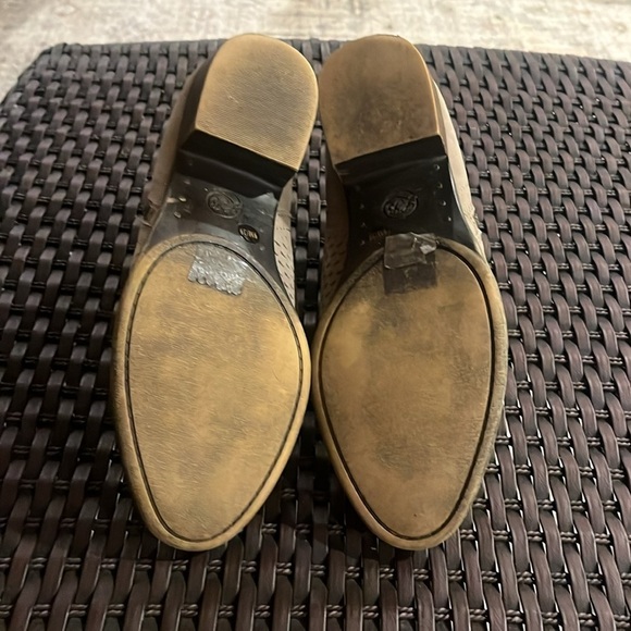 LUCKY BRAND | Brielly Tan Ankle Bootie Perforated Leather 9 - Picture 8 of 10